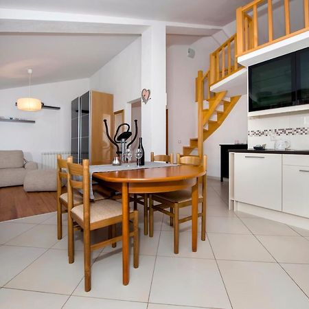 Apartments Vanda Rovinj Exterior photo